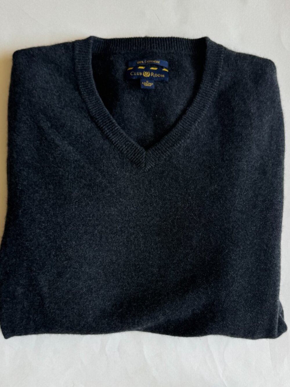 Mens Club Room V-Neck 100% Cashmere Sweater Charcoal Gray